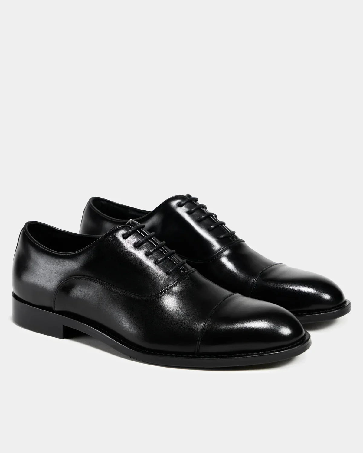 Svarta läder skor herr cap toe formella