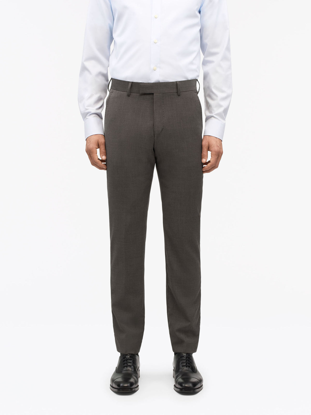 Tenuta Slim-Fit Byxor - Mörkbrun – modellbild