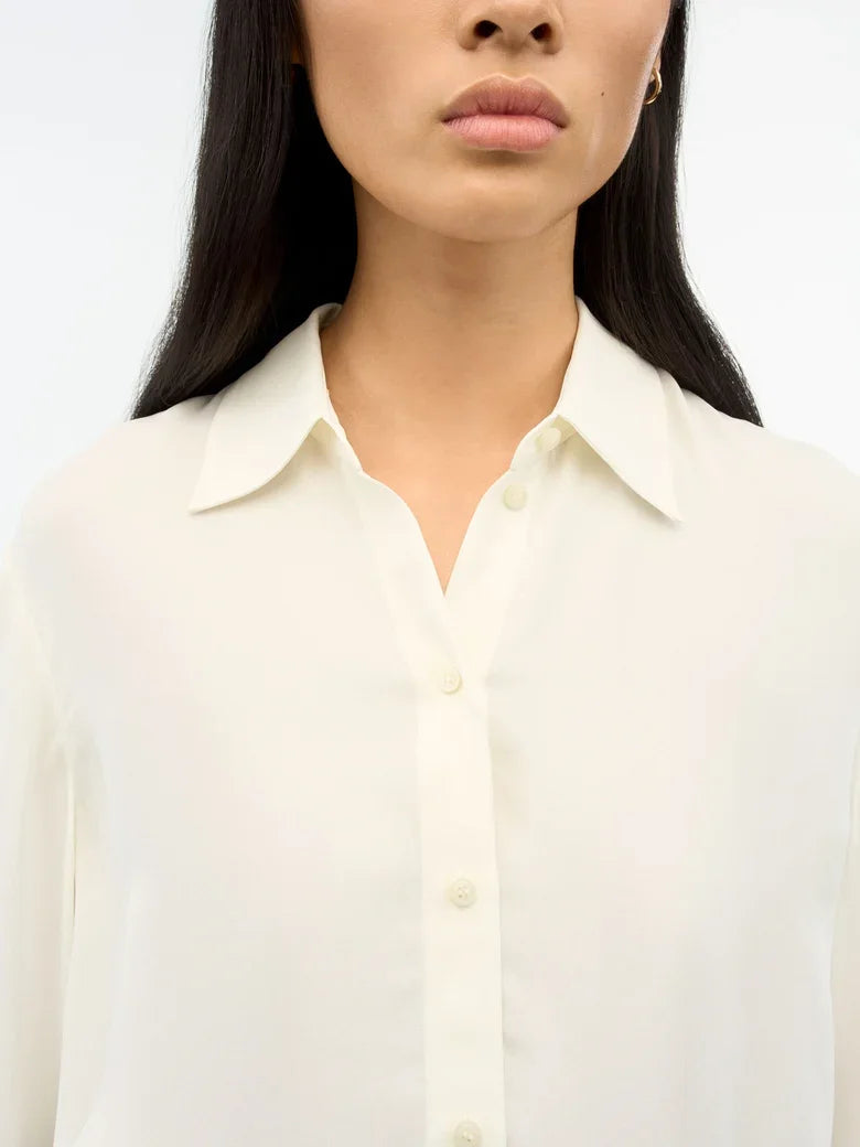 Tiger of Sweden Camilla blus i färgen soft white