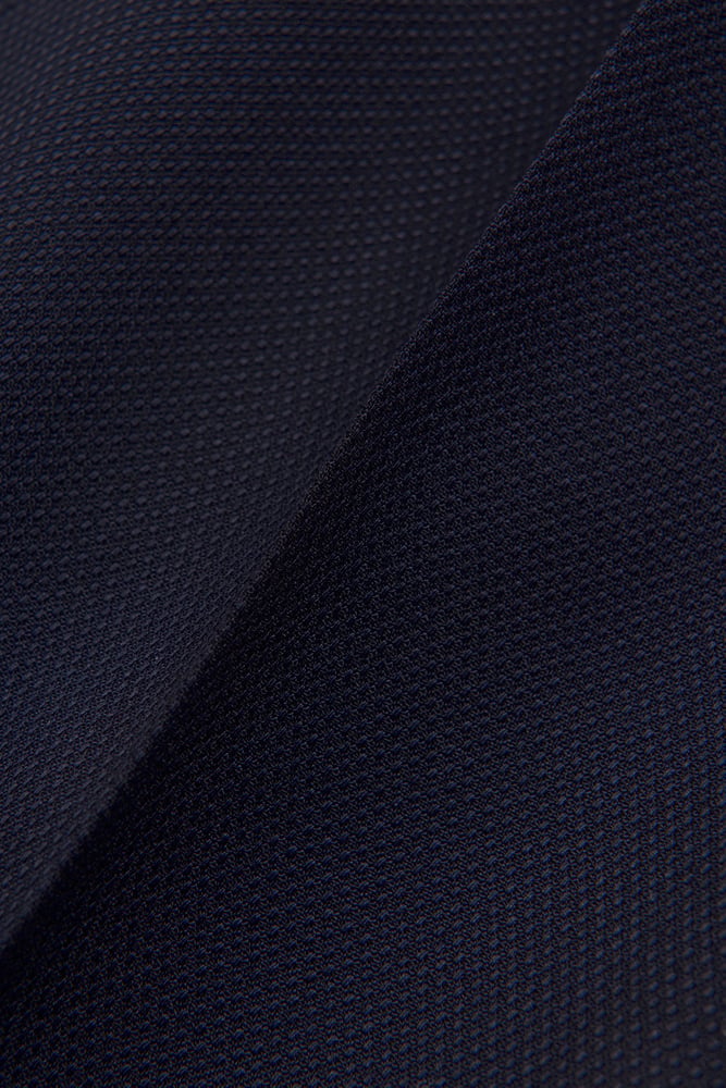 Denz Slim Fit Byxor Tropical Wool - Mörkblå – modellbild