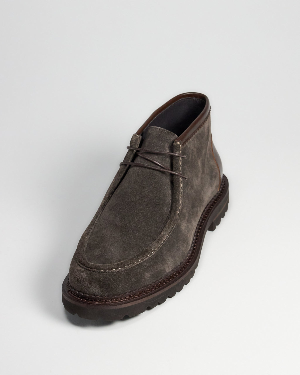 Desert Boot 2742 - Gråbrun – närbild