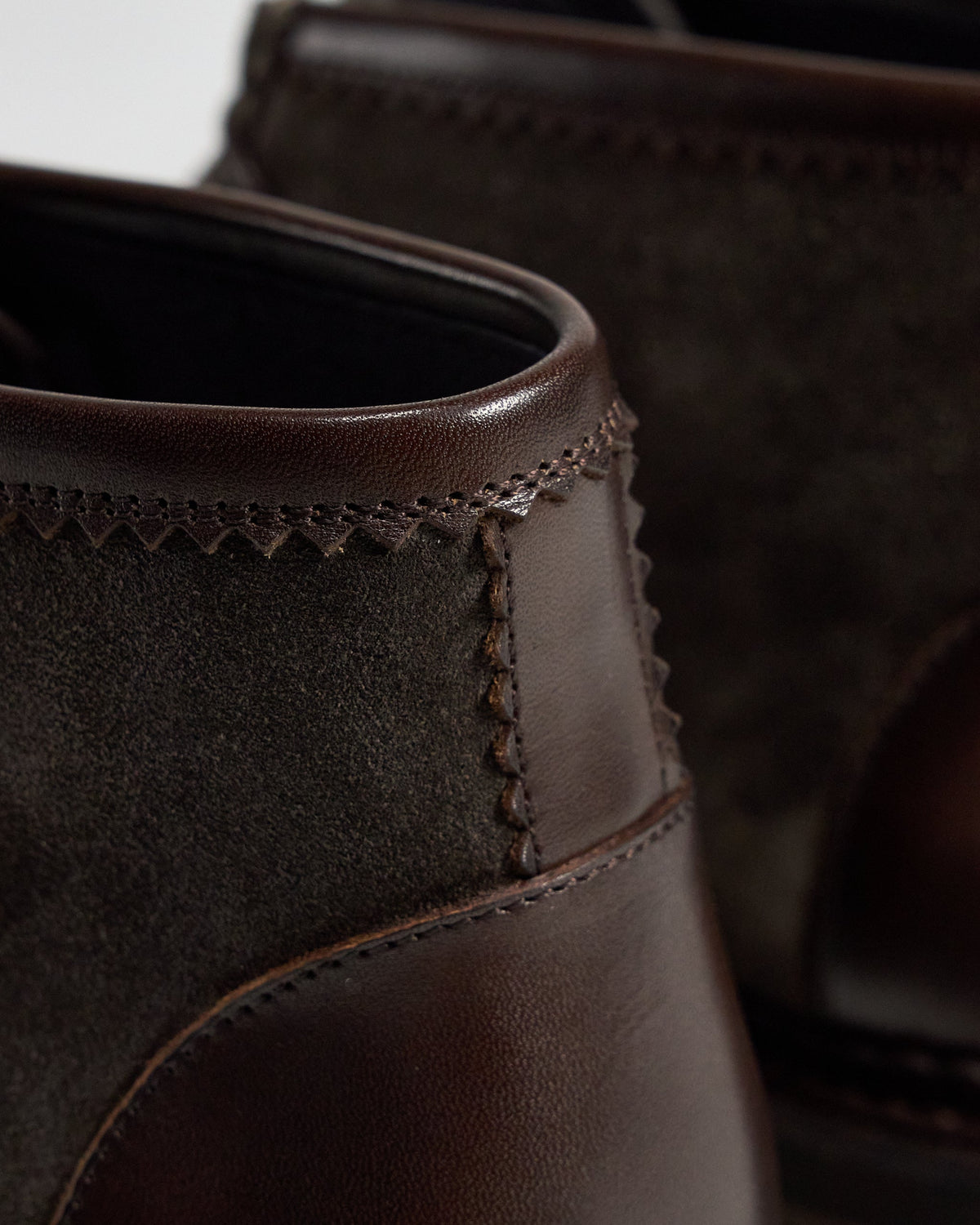 Desert Boot 2742 - Gråbrun – närbild