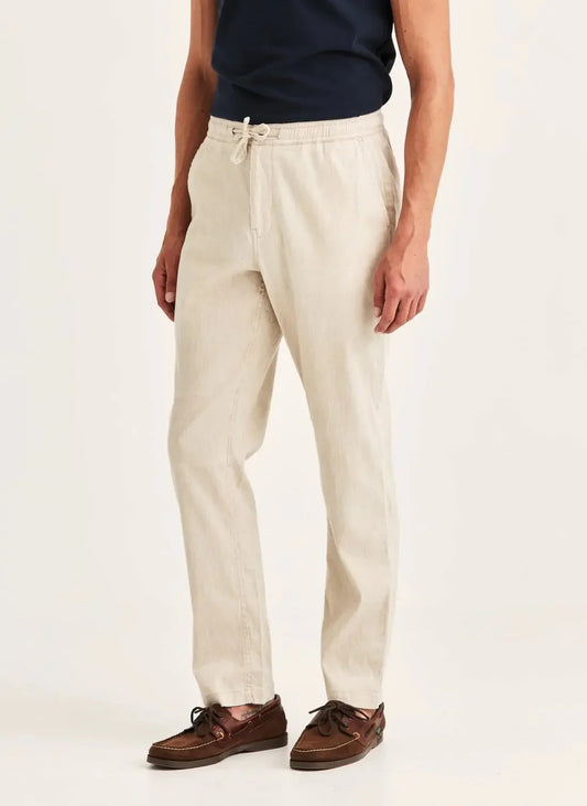 Fenix linnetrouser off white herrbyxa med dragsko