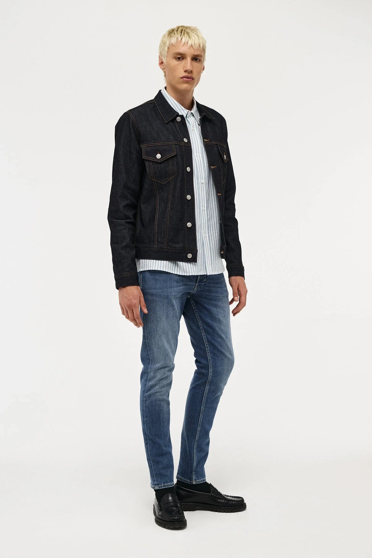 Neuw Lou Slim Destination Jeans - Mellanblå – baksida