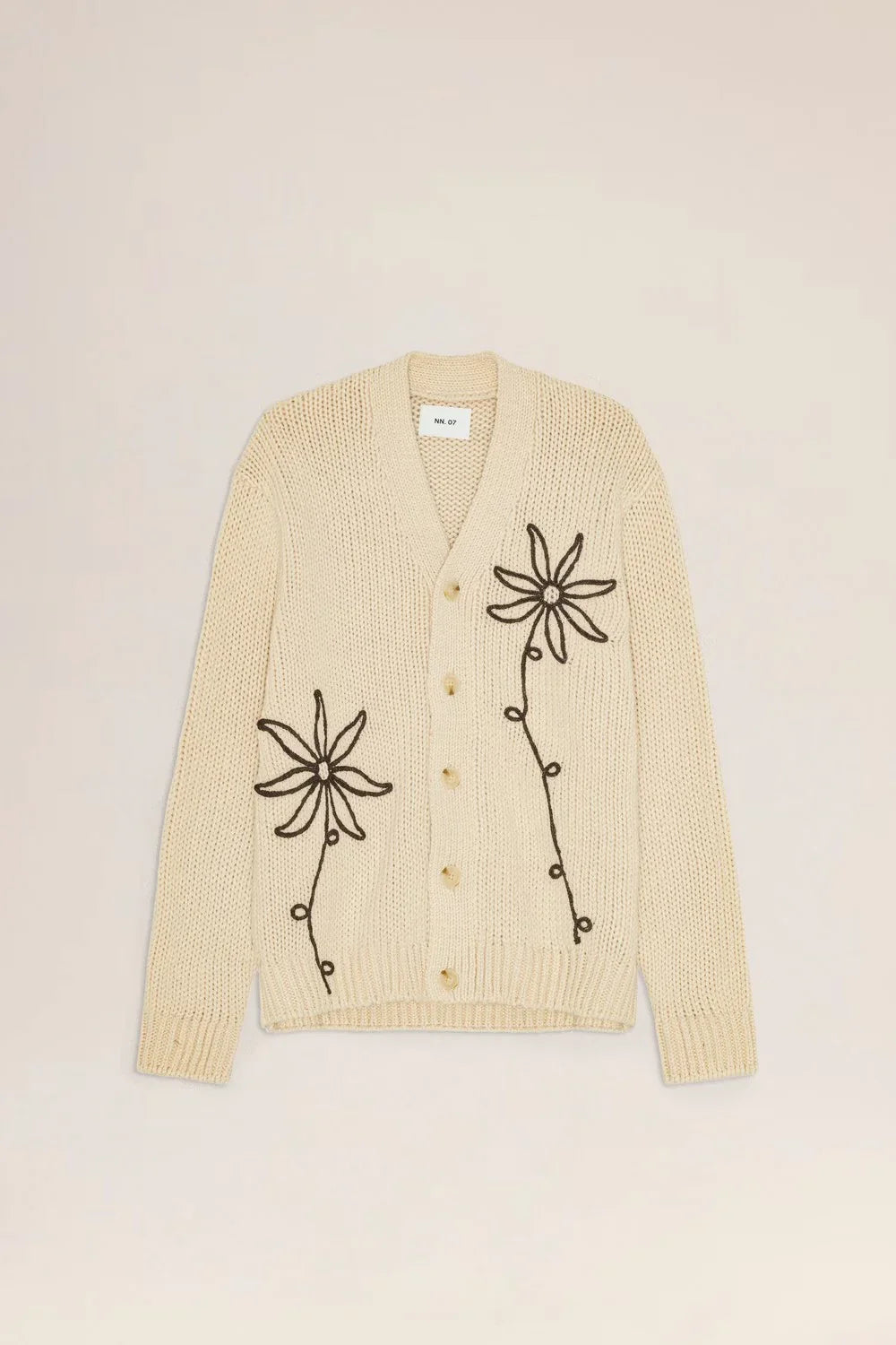 NN07 beige kofta herr med svarta blommönster, stickad cardigan