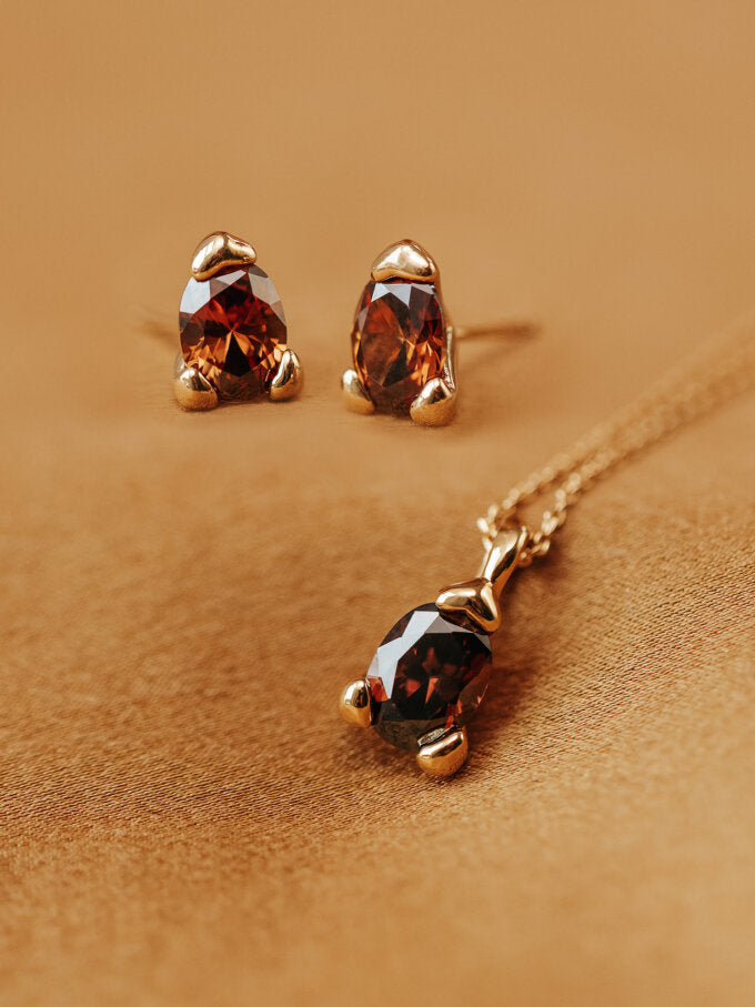 Embla necklace - Chestnut