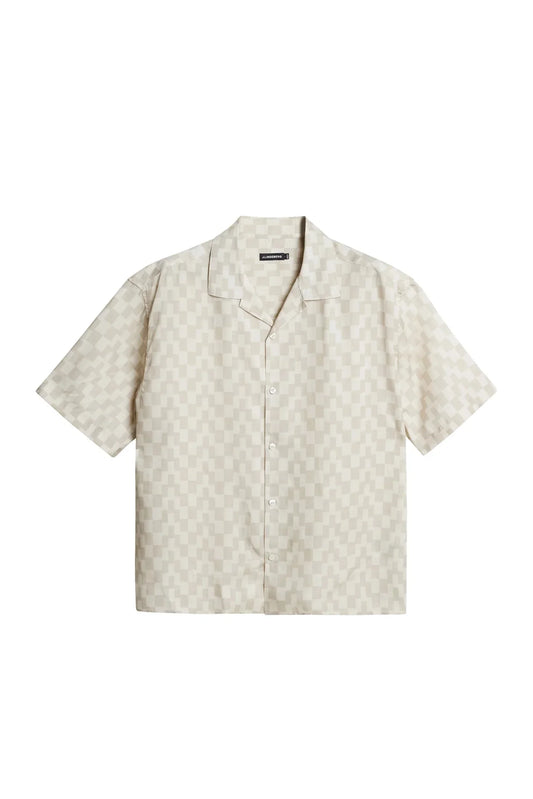 Beige kortärmad skjorta herr med diskret rutmönster och krage, klassisk sommarstil