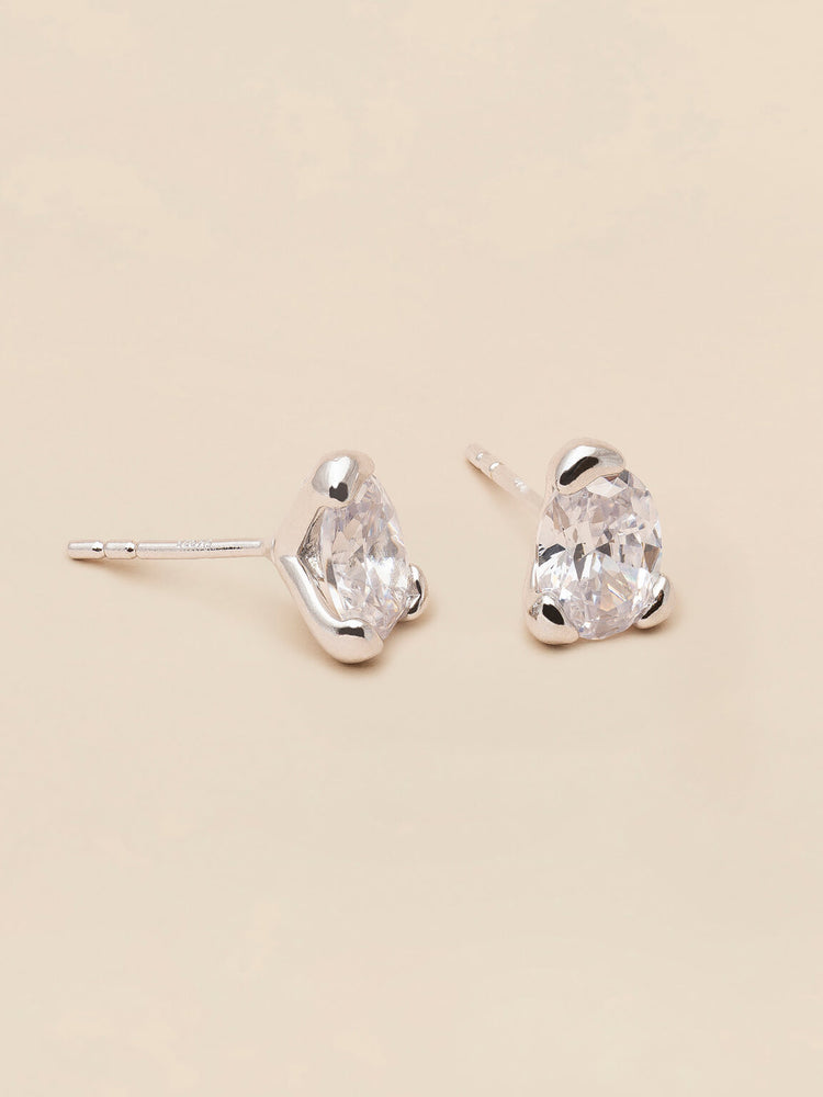 Embla stud earrings - Crystal 925 Sterling Silver
