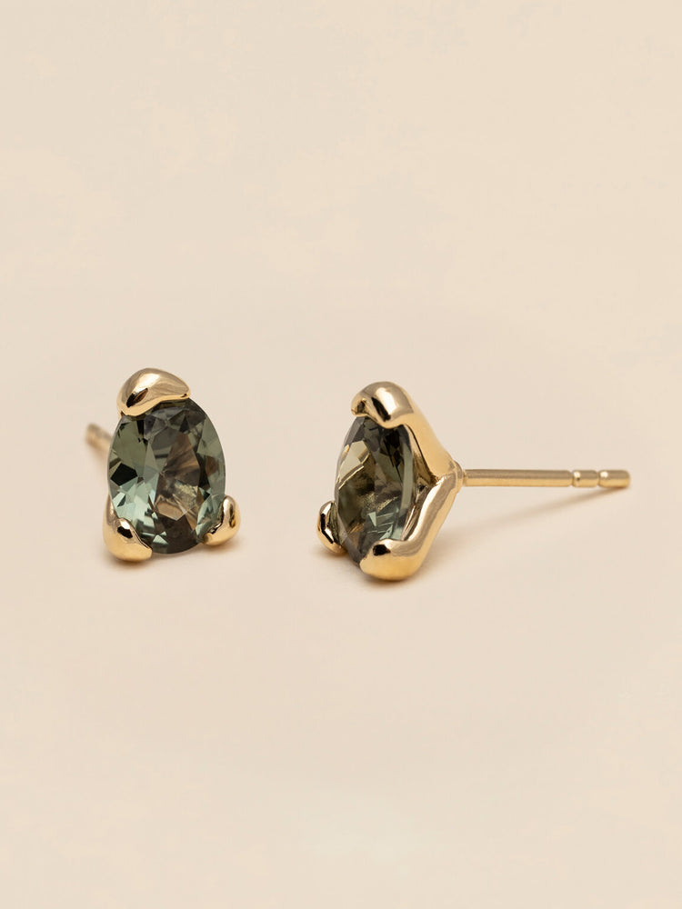 Embla stud earrings - Tourmaline 18k guldplätering