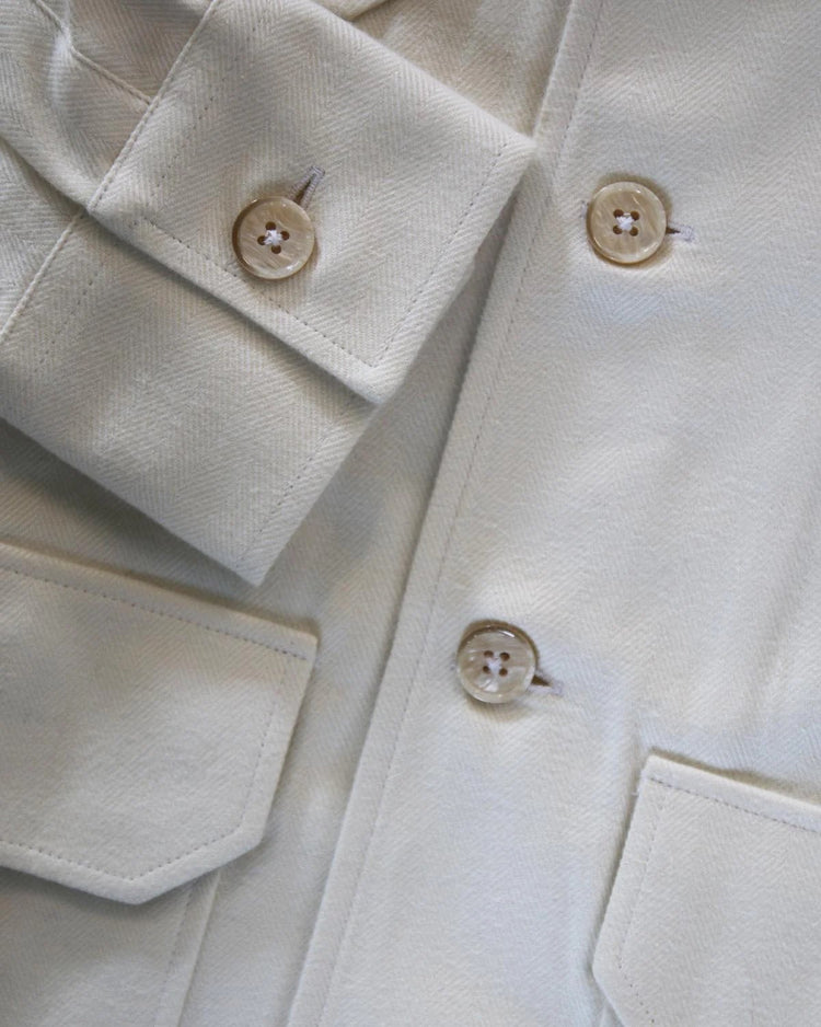 Overshirt i fisbensväv - Benvit