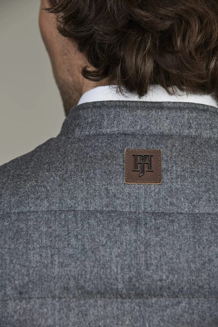 Lt down supersonic wool vest herr väst i grå ull med läderdetalj på ryggen