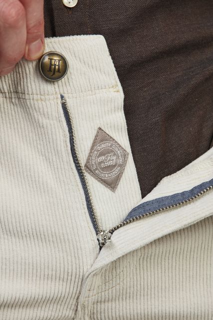 5-PKT CUT'N SEW CLASSIC CORD - IRISH WHITE 12