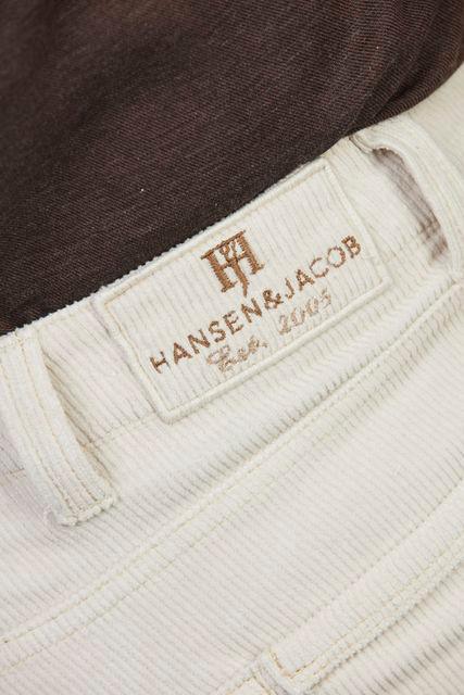Hansen & Jacob vita manchesterbyxor i färgen Irish White
