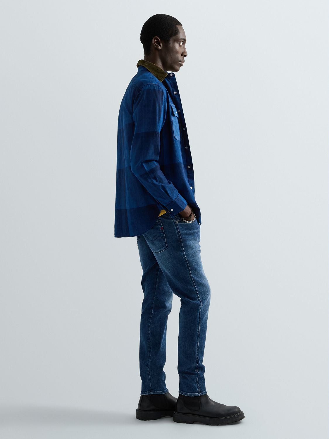 Anbass slim fit-jeans - Mellanblå – bild 4
