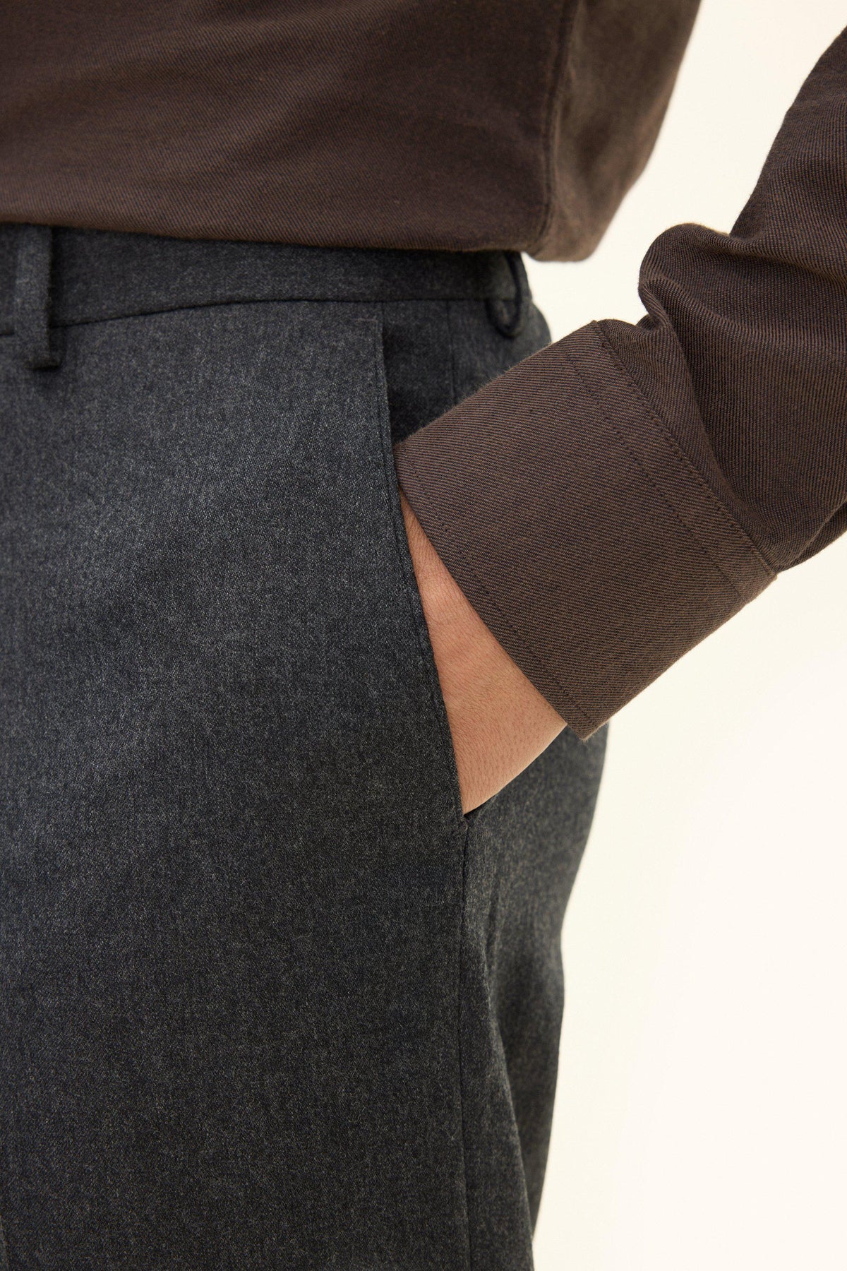 Dandy Regular Fit Flanellbyxor - Mörkgrå – detalj