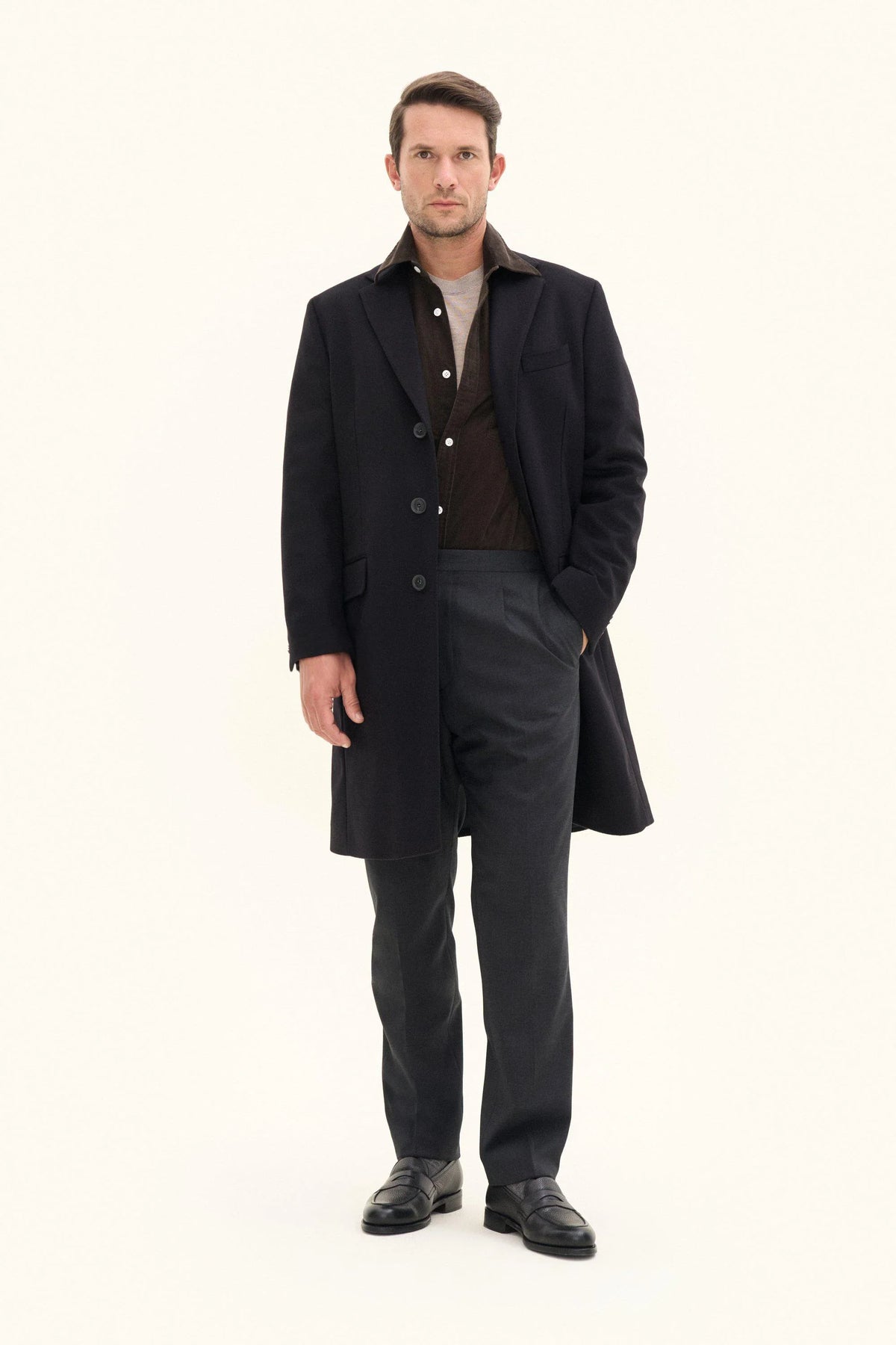 Sergio Regular Fit Rock Borstad Ull - Svart – modellbild