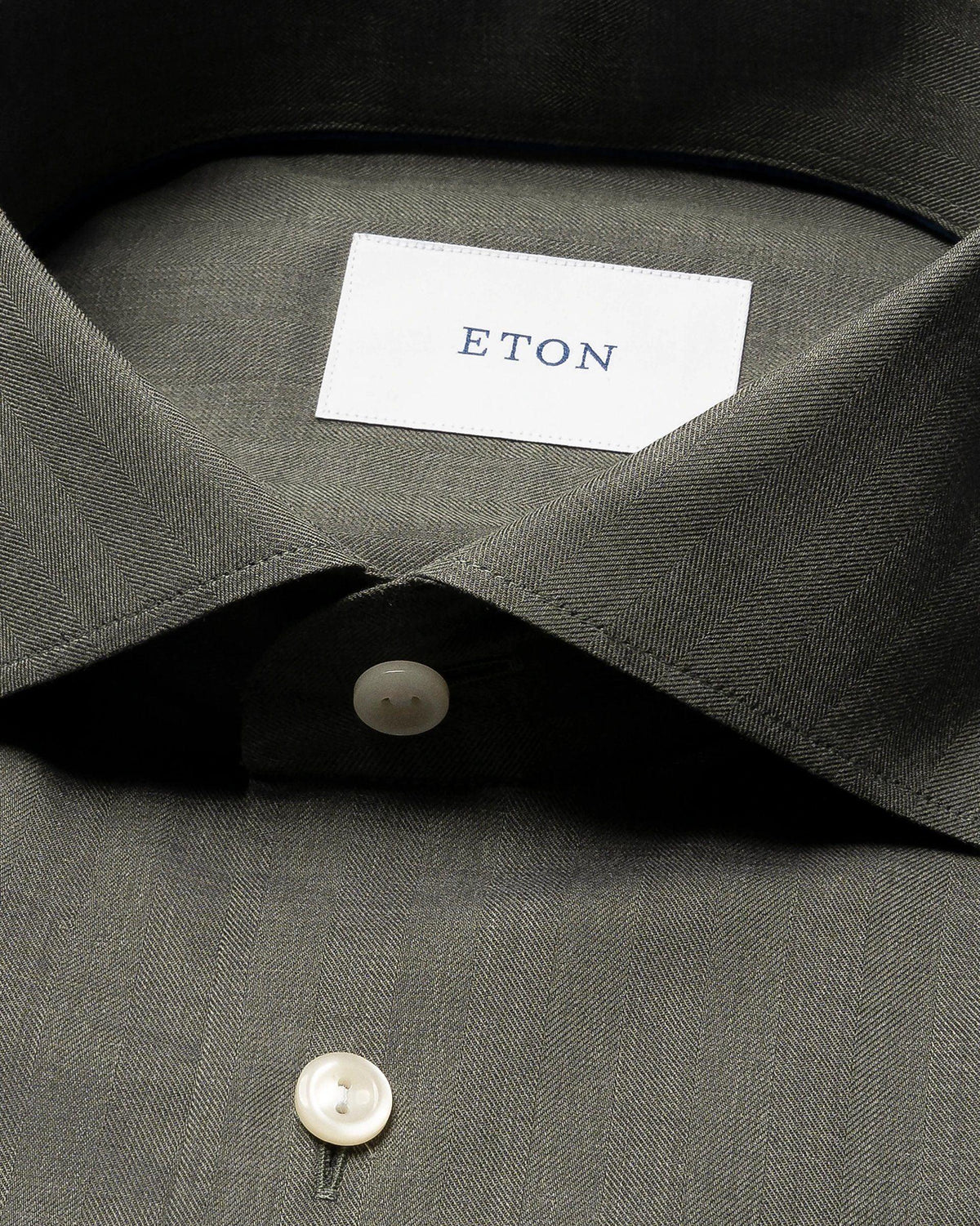 Eton olivgrön skjorta i fiskbensväv för herr