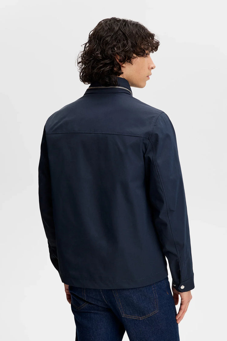 Blå herrjacka i bomull, klassisk modell, lång ärm, raka jeans