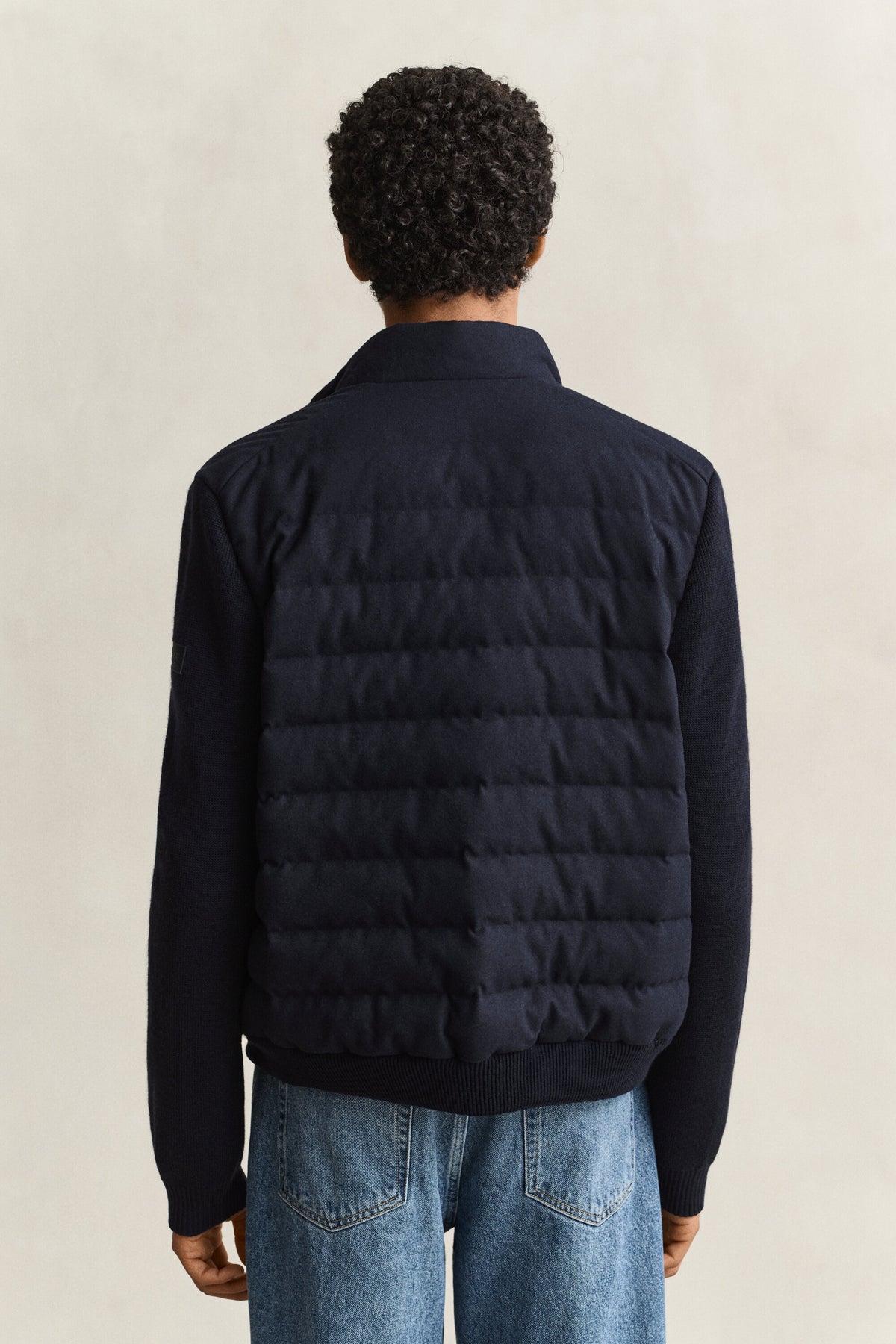 Insulated Hybrid Flannel Jacket - 433 Evening Blue – modell bak