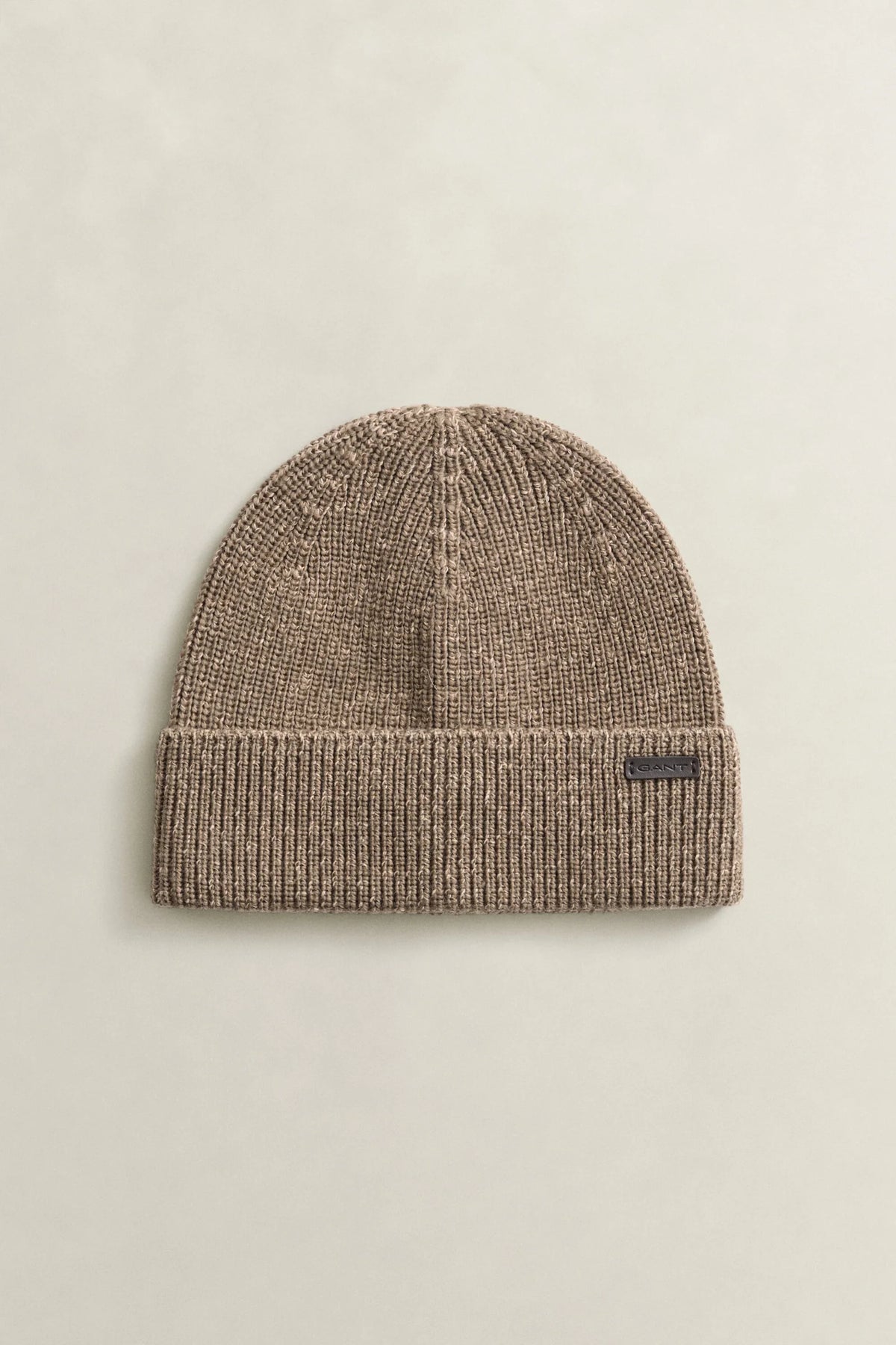 Gant Mouline beanie i färgen faded taupe