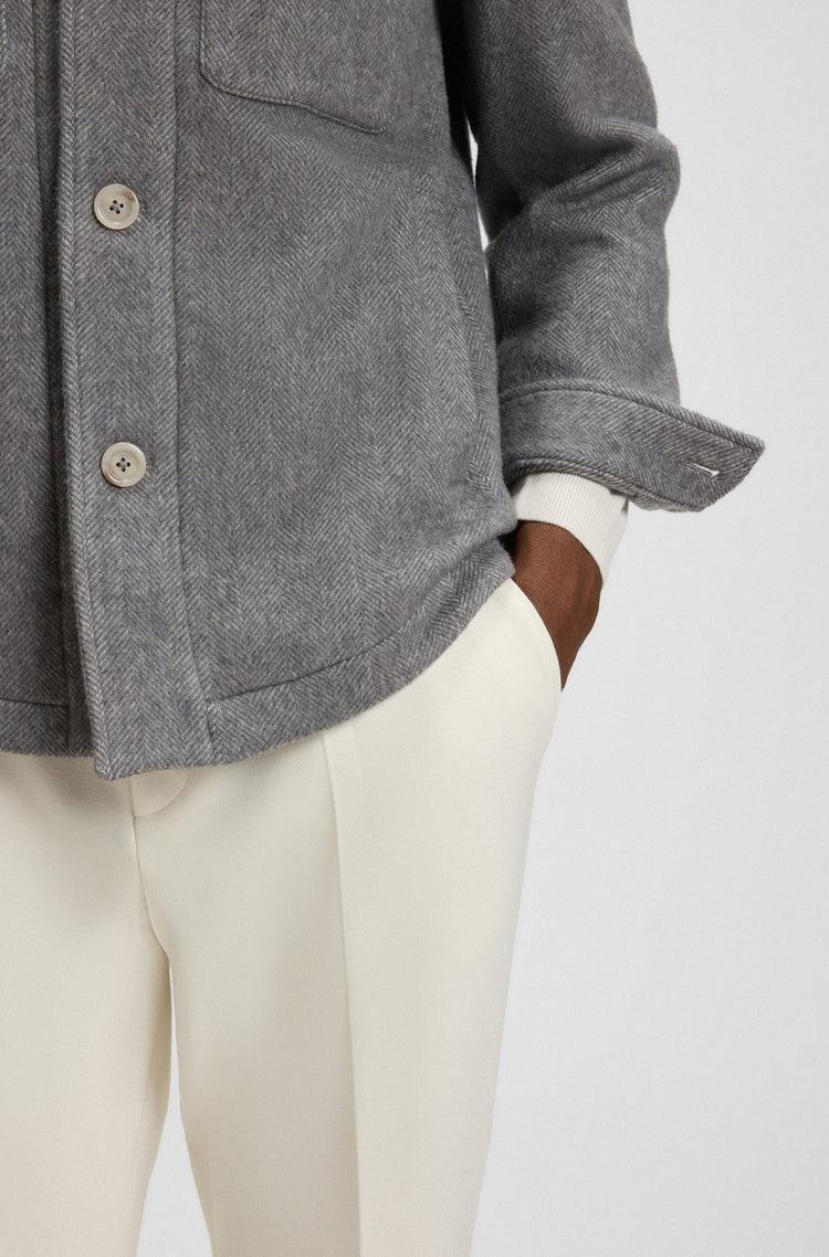 Relaxed fit overshirt i fiskbensmönstrat material - Grå