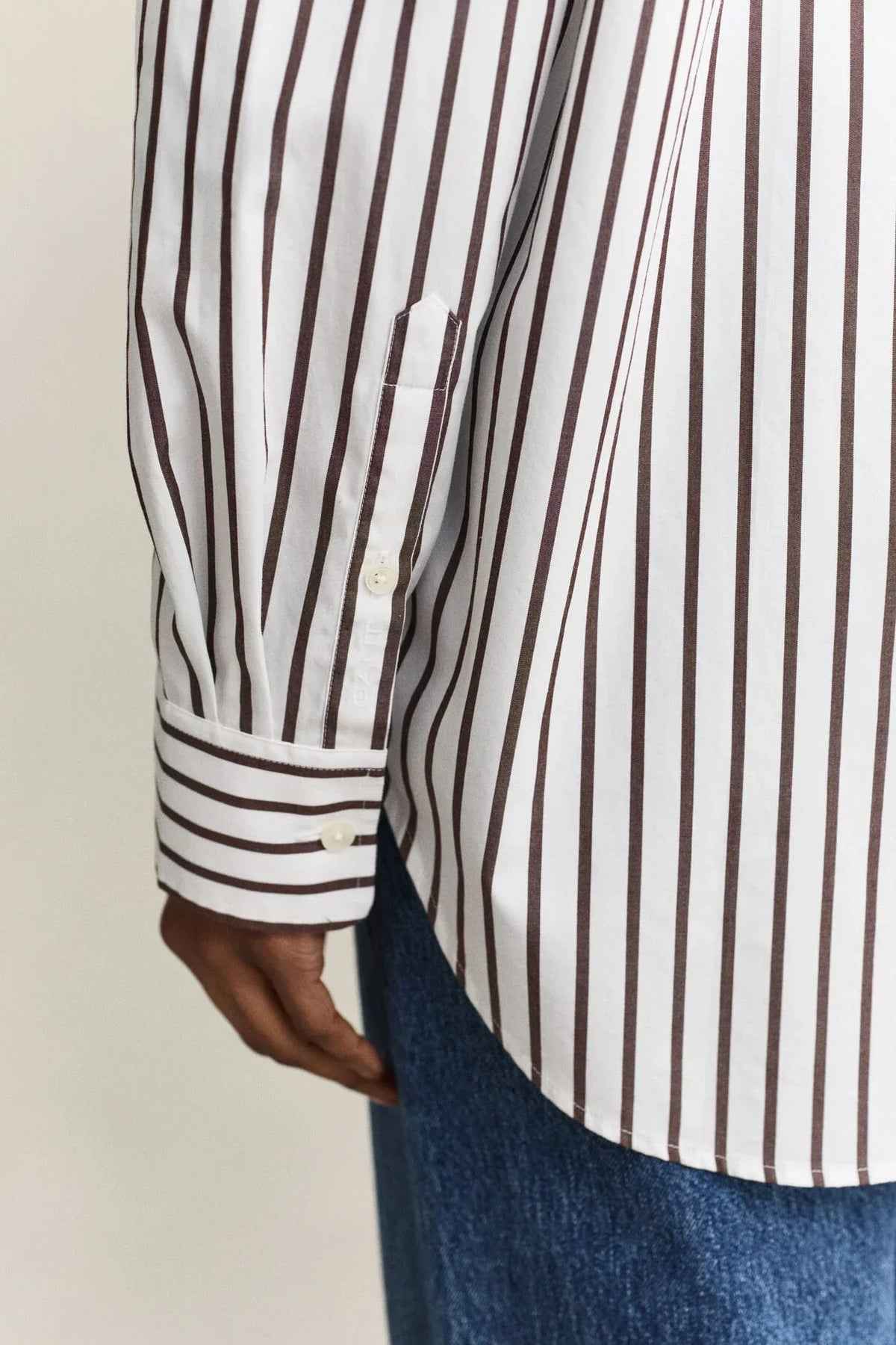 Gant randig klassisk poplinskjorta i Rusty Brown relaxed fit