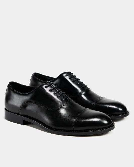 Svarta läder skor herr cap toe formella
