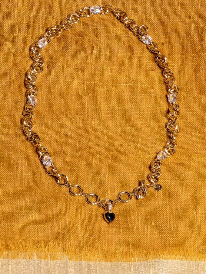 Embla Avantgarde necklace - Crystal 18k guldplätering