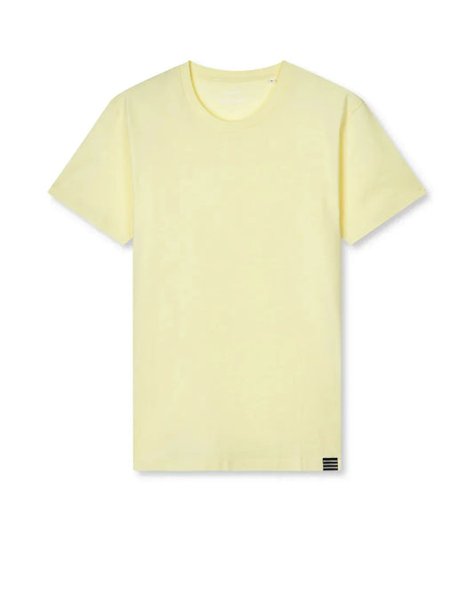 Herr t-shirt i ljusgul bomull, kort ärm och rund hals, stilren design för klassiskt mode