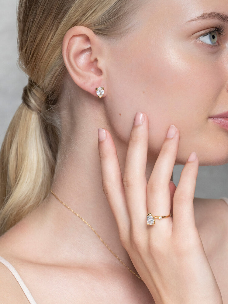 Embla stud earrings - Crystal 925 Sterling Silver, 18k gold plating