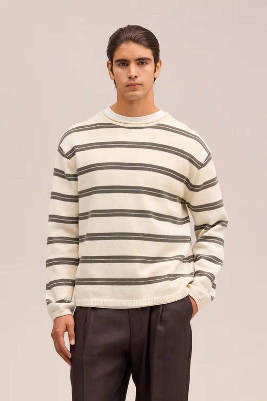 Offwhite och grårandig tröja herr, rundhalsad långärmad stickad