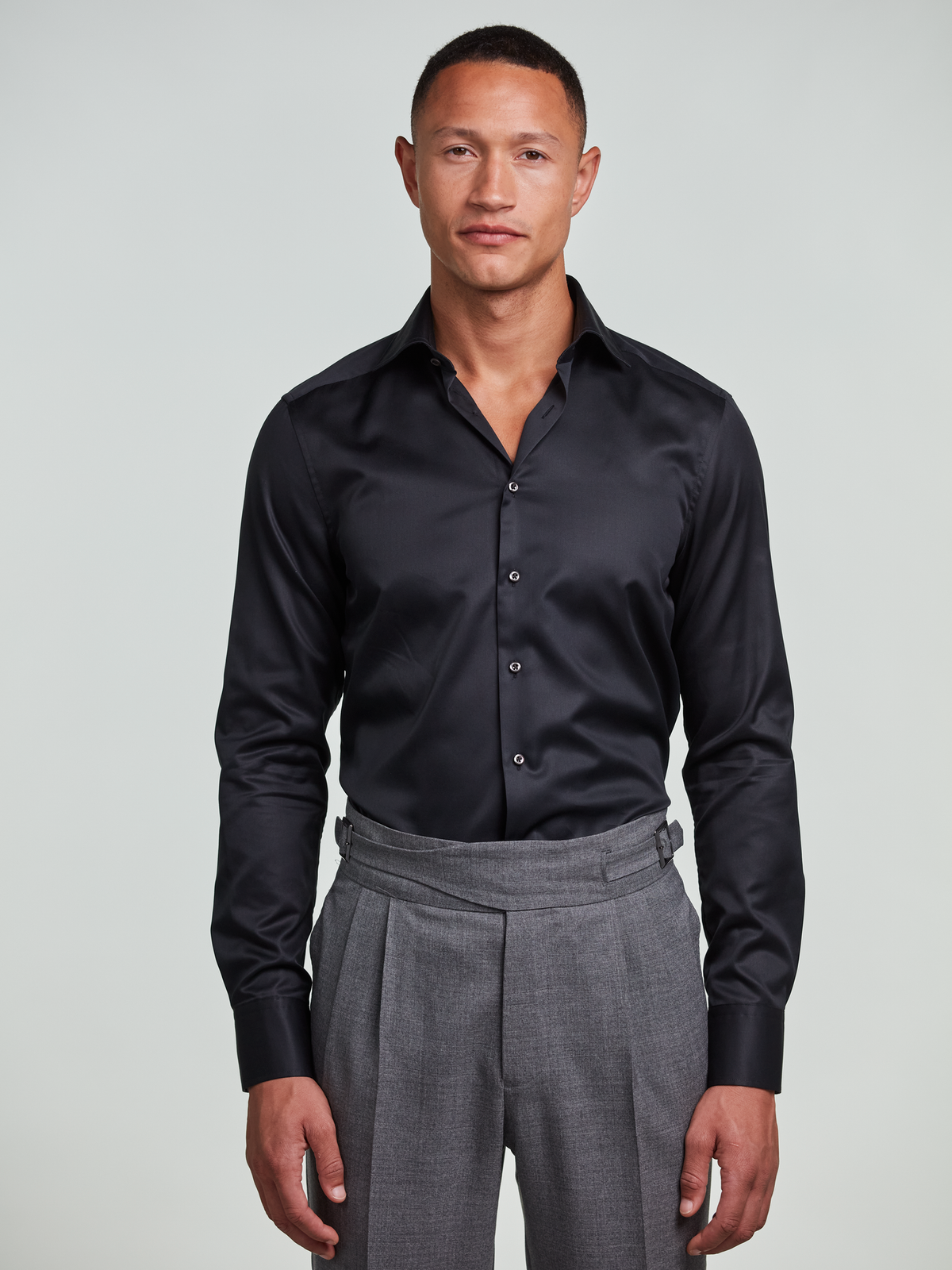 Twillskjorta Slimline - Svart – modellbild