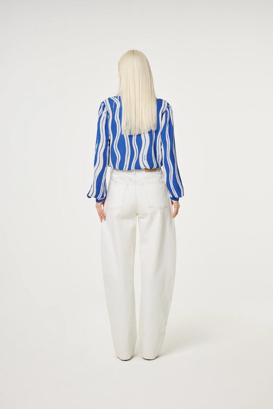 Coco Blouse blå vit mönstrad blus dam lång ärm