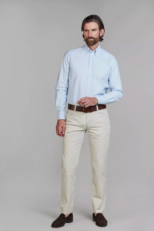 Eton ljusblå skjorta slim fit herr med beige byxor
