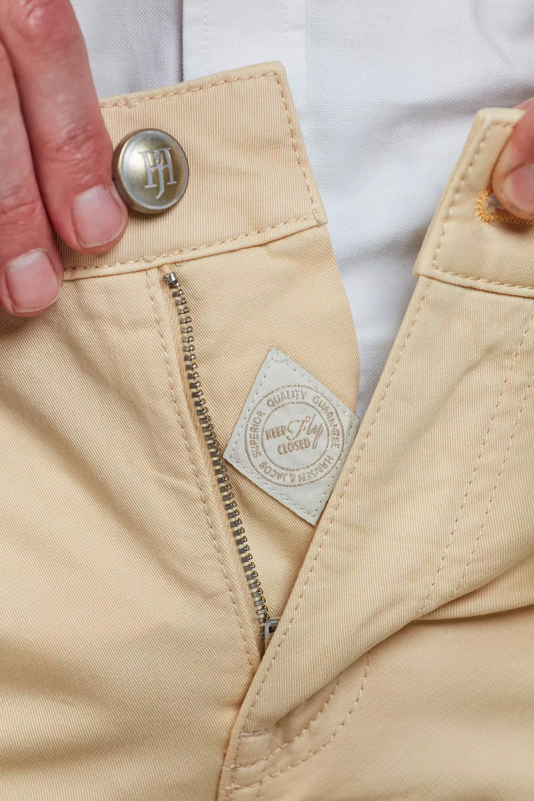 Hansens & Jacobs beige chino byxor herr med knapp och dragkedja