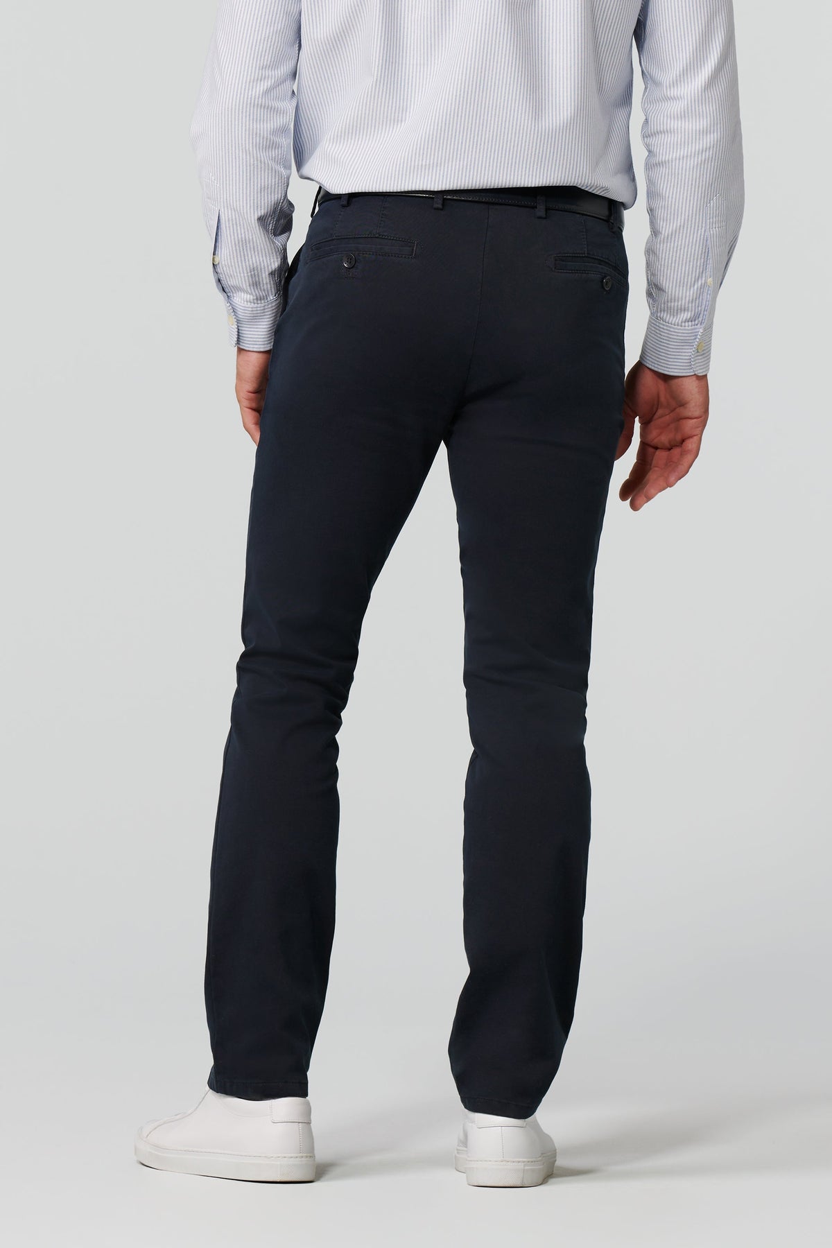 Roma Regular Chinos - Marinblå – detalj