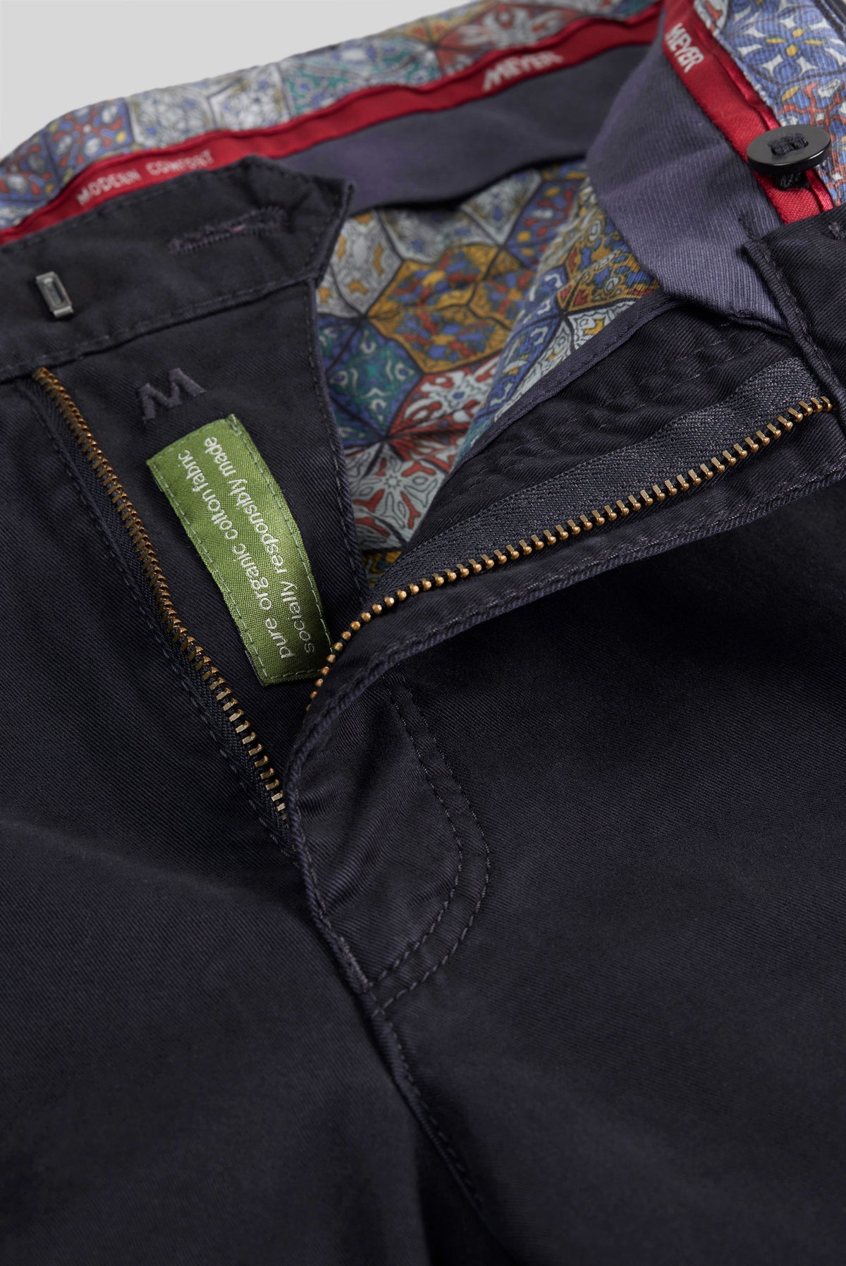 Roma Regular Chinos - Marinblå – närbild