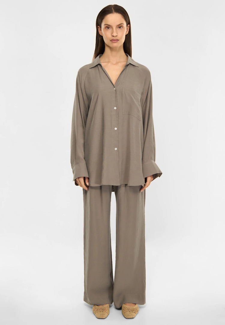 Milena               W´s blouse - clay