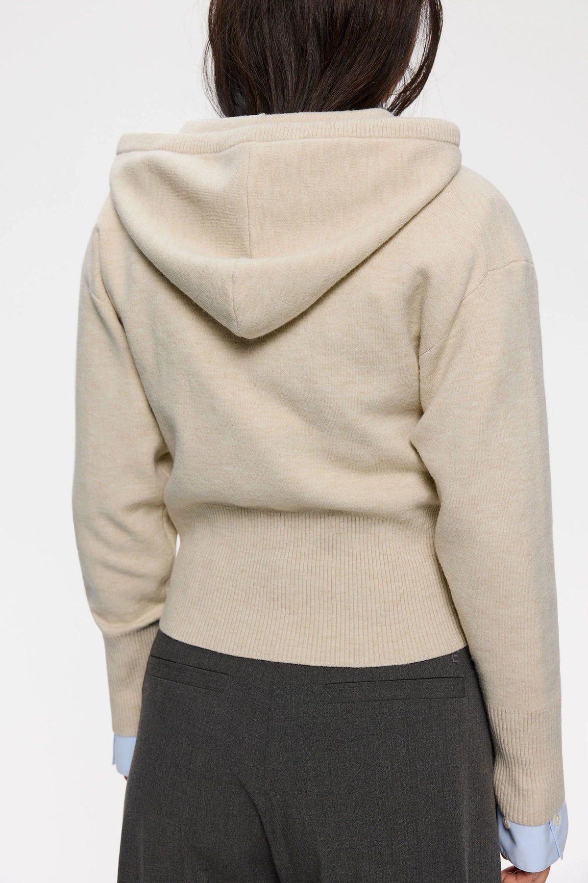 Minva stickad hoodie - oat melange