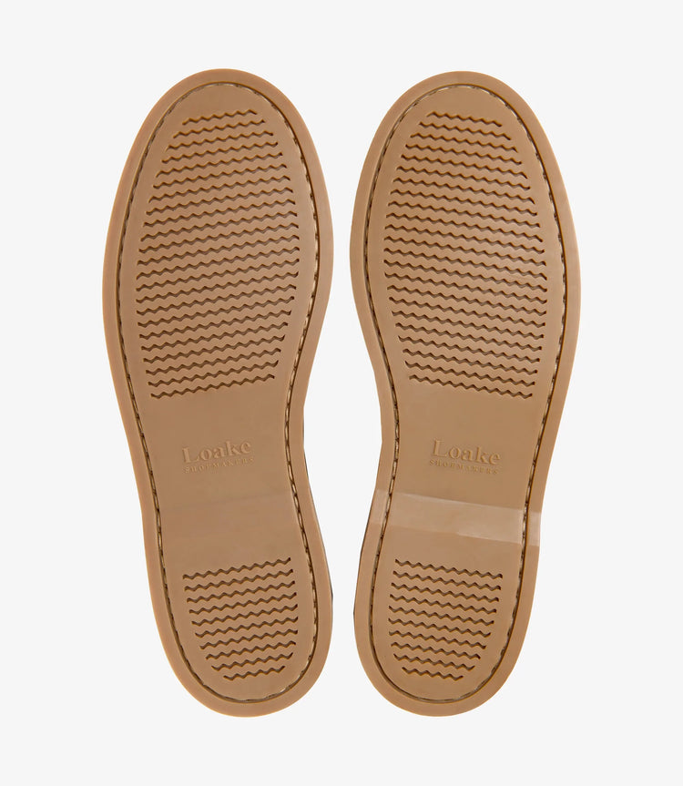 Loake skor herr, beige sålar med vågformad mönster och Loake Shoemakers logotyp