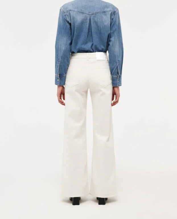 Vita utsvängda jeans herr i denim, bakficka och hög midja