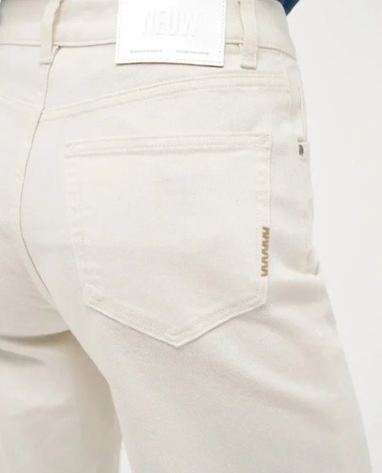 NEUW vita jeans herr byxa bakficka