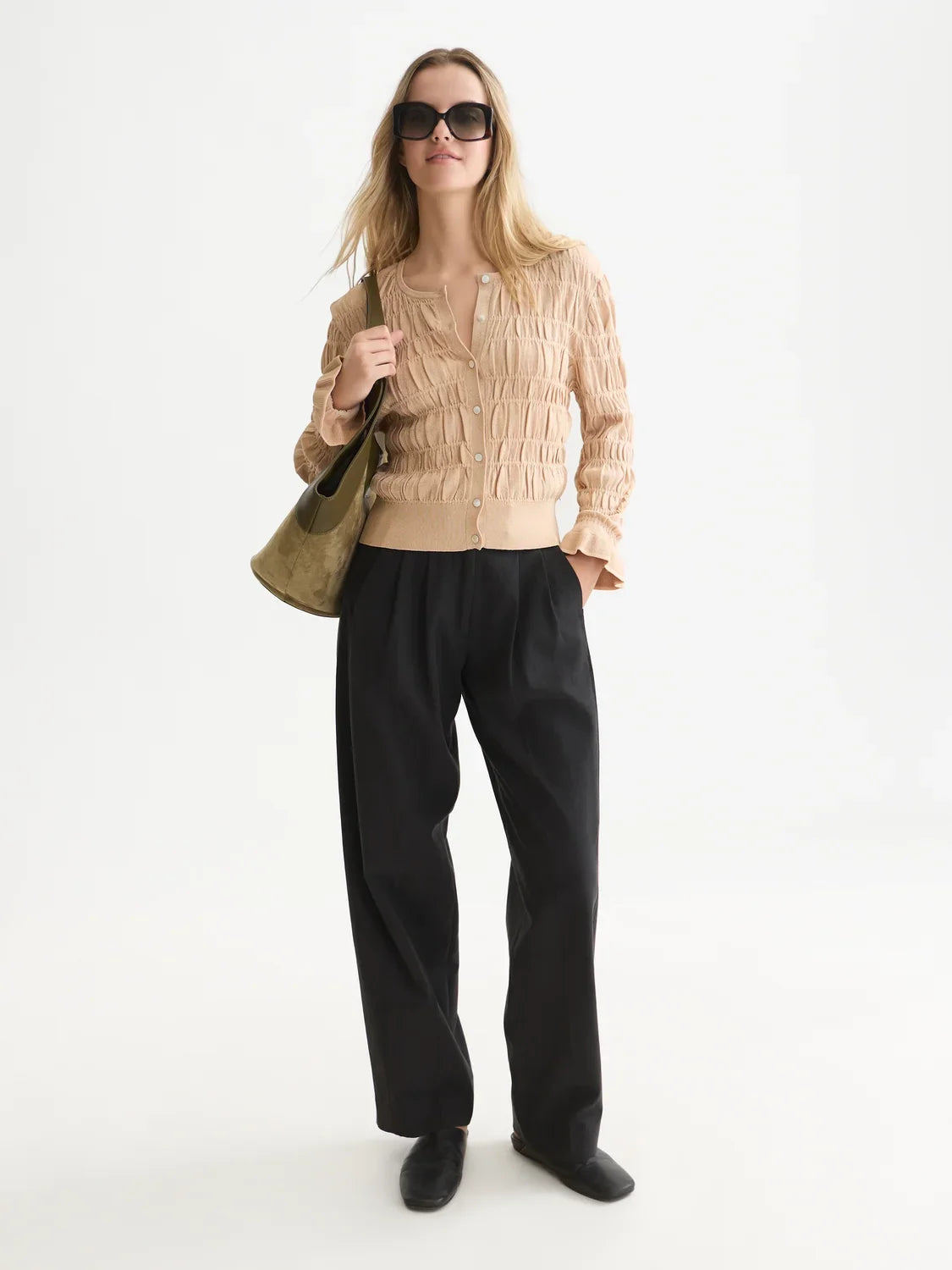 Smock stitch crew neck cardigan - Shifting Sand – bild 1