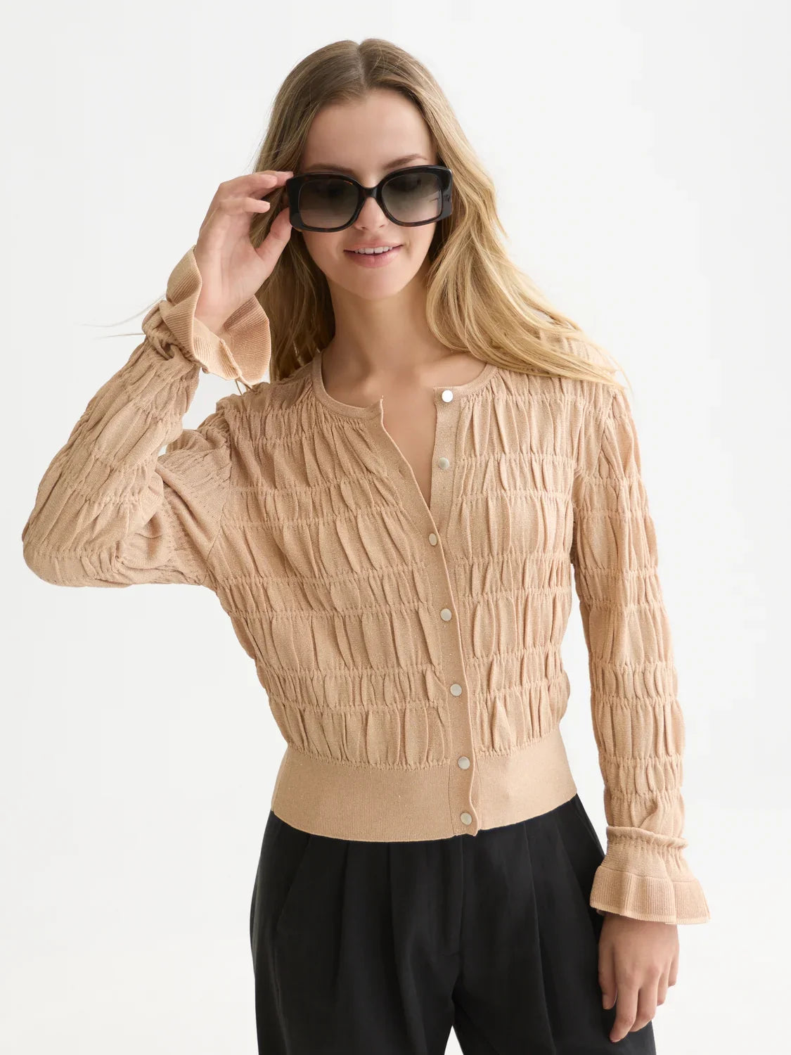 Smock stitch crew neck cardigan - Shifting Sand – bild 2