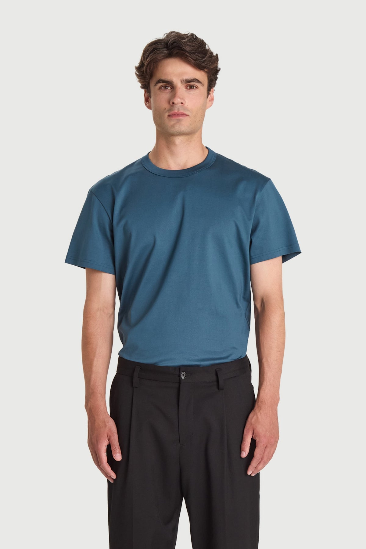 T-shirt i pimabomull med rund hals - Atlantblå – framsida