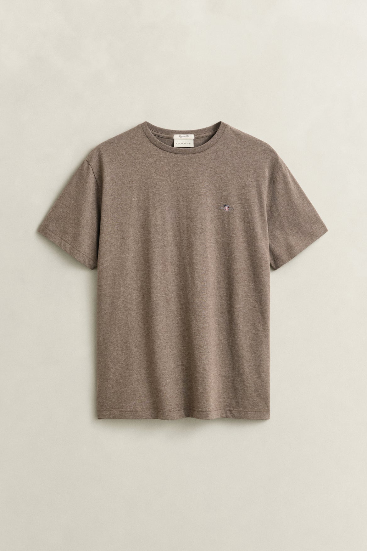 Regular fit T-shirt med sköld - Hasselnötsmelange