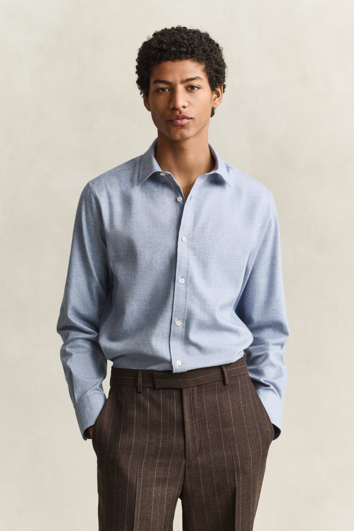 Reg Flannel Melange Shirt - 497 Lt Blue Melange – modell