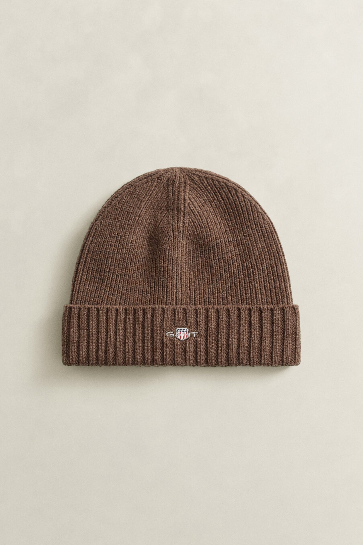 Unisex. Shield Wool Beanie - 262 Shadow Brown – flatlay
