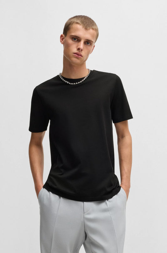 Regular fit t-shirt i merceriserad stretchig bomull - Svart