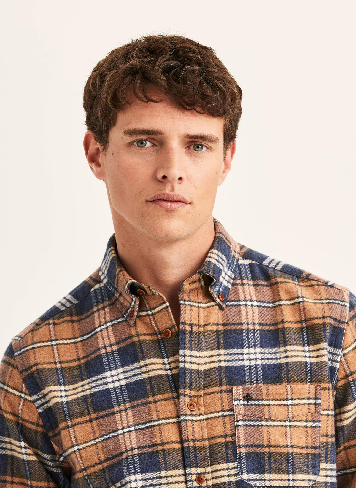 Morris Flannel Big Check Shirt-Slim Fit i färgen 07 Camel